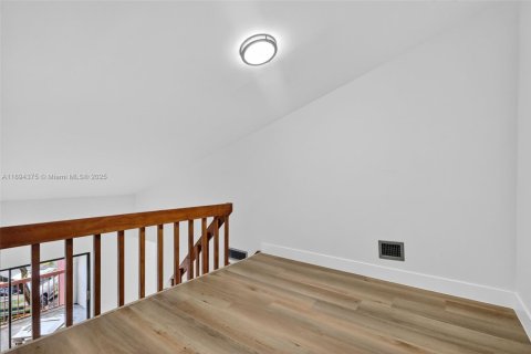 Снять в аренду кондоминиум в Майами, Флорида 2 спальни, 92.9м2, № 1946121 - фото 19