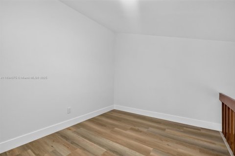 Снять в аренду кондоминиум в Майами, Флорида 2 спальни, 92.9м2, № 1946121 - фото 20