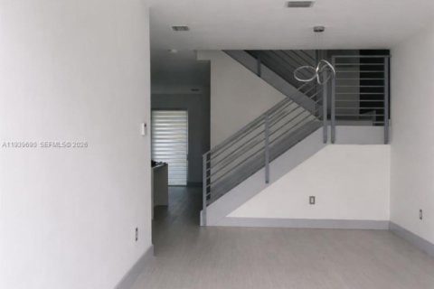 Купить таунхаус в Дорал, Флорида 3 спальни, 161.93м2, № 1997032 - фото 3