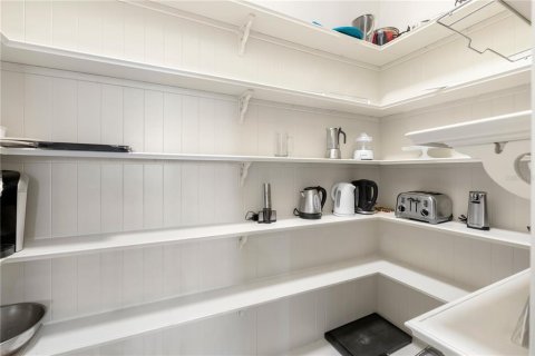 Купить виллу или дом в Киссимми, Флорида 8 комнат, 641.03м2, № 2303052 - фото 19