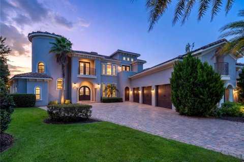 Villa ou maison à Kissimmee, Floride 5 chambres, 641.03 m2 № 2303052