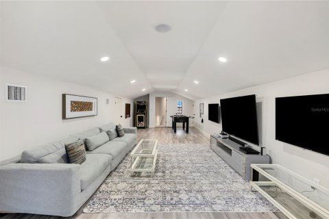 Купить виллу или дом в Киссимми, Флорида 8 комнат, 641.03м2, № 2303052 - фото 23