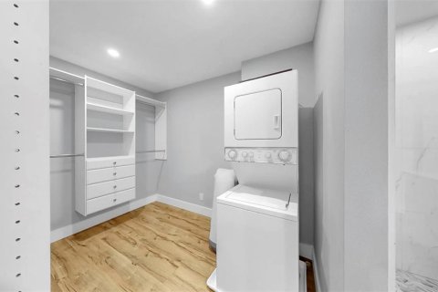 Condo in Apollo Beach, Florida, 2 bedrooms  № 1894928 - photo 21