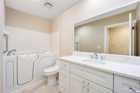 Купить кондоминиум в Стьюарт, Флорида 3 комнаты, 127.28м2, № 2244956 - фото 23