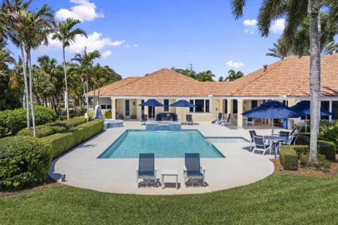 House in Stuart, Florida 4 bedrooms, 493.68 sq.m. № 2086670 - photo 12