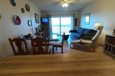 Condo in Indian Shores, Florida, 1 bedroom  № 2113414 - photo 7