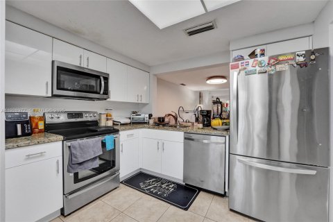 Villa ou maison à Sunrise, Floride 3 chambres, 140.47 m2 № 2054156