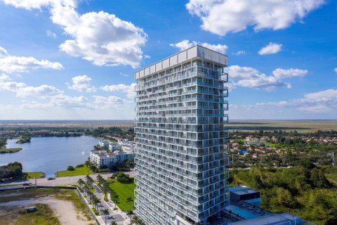 Снять в аренду кондоминиум в Санрайз, Флорида 3 комнаты, 85.47м2, № 2146271 - фото 4