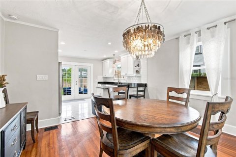 Villa ou maison à vendre à Saint Petersburg, Floride: 5 chambres, 245.73 m2 № 2350194 - photo 7