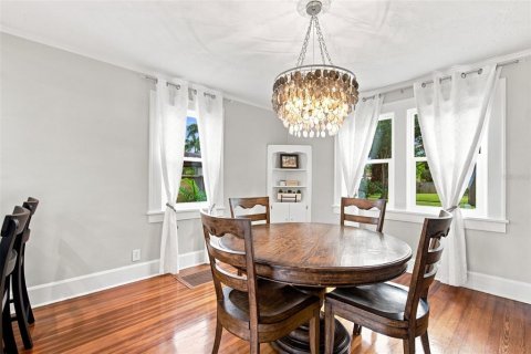 Villa ou maison à vendre à Saint Petersburg, Floride: 5 chambres, 245.73 m2 № 2350194 - photo 10
