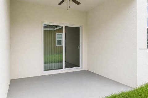House in Orlando, Florida 4 bedrooms, 189.06 sq.m. № 2273317 - photo 26