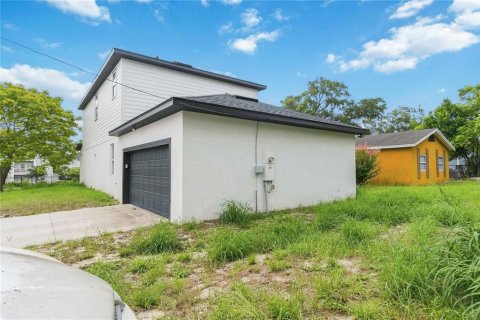 House in Orlando, Florida 4 bedrooms, 189.06 sq.m. № 2273317 - photo 27