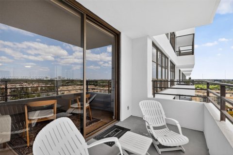 Condominio en venta en Hallandale Beach, Florida, 1 dormitorio, 92.9 m2 № 2032806 - foto 30