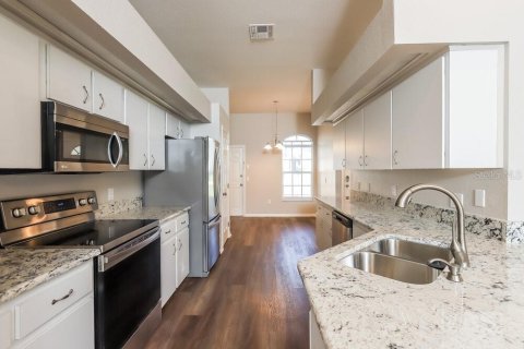 Villa ou maison à louer à Lakeland, Floride: 3 chambres, 190.36 m2 № 2406271 - photo 7