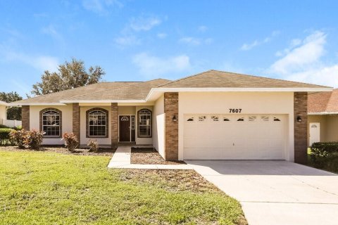 Villa ou maison à Lakeland, Floride 3 chambres, 190.36 m2 № 2406271
