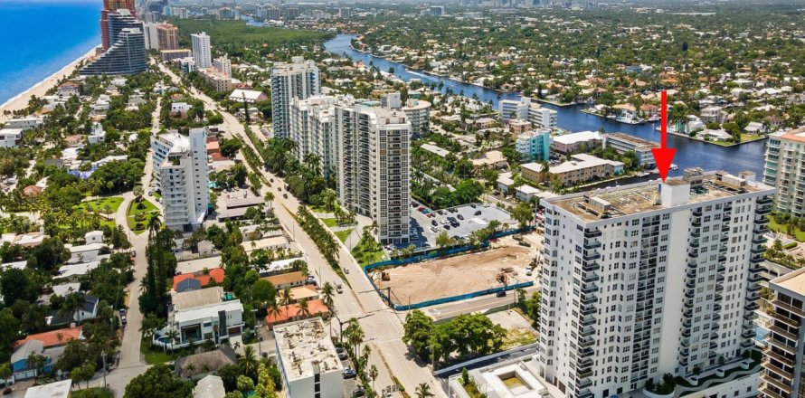 Condominio en Fort Lauderdale, Florida, 1 dormitorio № 1071319