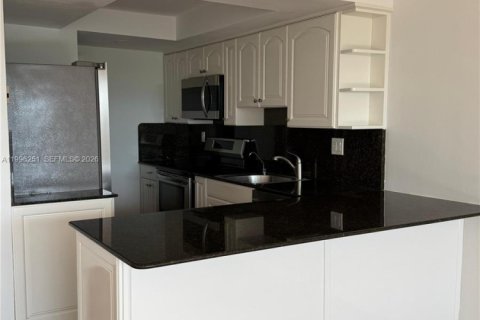 Condo in Key Biscayne, Florida, 2 bedrooms  № 2059452 - photo 8