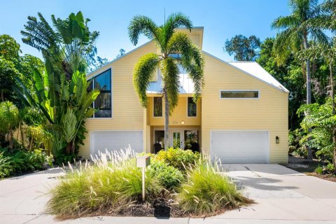 House in Sarasota, Florida 3 bedrooms, 341.97 sq.m. № 1532024 - photo 7