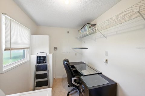 House in Lakeland, Florida 2 bedrooms, 100.98 sq.m. № 1640141 - photo 18