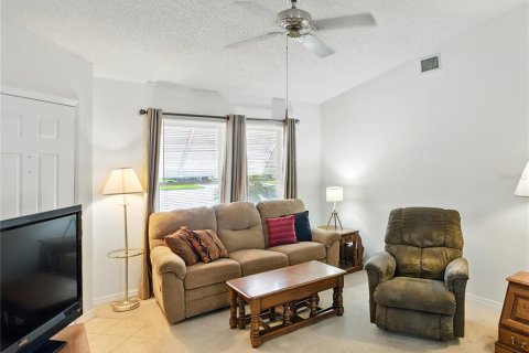 House in Lakeland, Florida 2 bedrooms, 100.98 sq.m. № 1640141 - photo 9