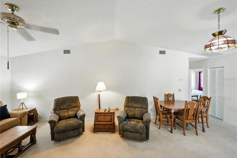 House in Lakeland, Florida 2 bedrooms, 100.98 sq.m. № 1640141 - photo 10