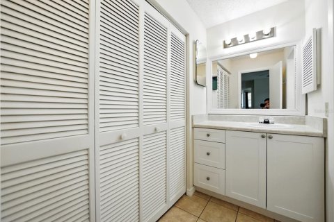 House in Lakeland, Florida 2 bedrooms, 100.98 sq.m. № 1640141 - photo 25