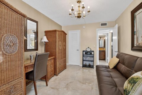 Condominio en venta en Deerfield Beach, Florida, 2 dormitorios, 85.01 m2 № 2170037 - foto 18