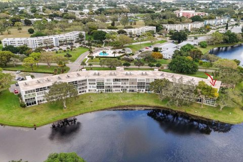 Condominio en venta en Deerfield Beach, Florida, 2 dormitorios, 85.01 m2 № 2170037 - foto 29
