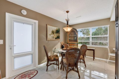 Condominio en venta en Deerfield Beach, Florida, 2 dormitorios, 85.01 m2 № 2170037 - foto 3