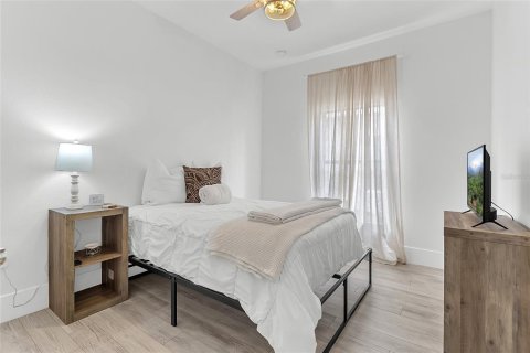 Villa ou maison à vendre à Kissimmee, Floride: 4 chambres, 235.04 m2 № 2208092 - photo 18