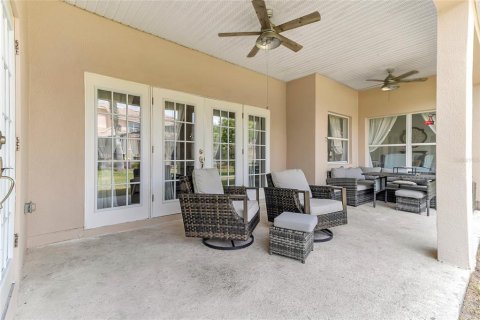 Villa ou maison à vendre à Kissimmee, Floride: 4 chambres, 235.04 m2 № 2208092 - photo 29