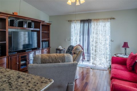 Villa ou maison à vendre à Kissimmee, Floride: 4 chambres, 174.1 m2 № 2431147 - photo 9