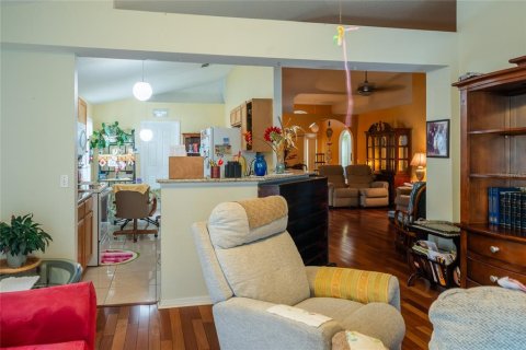 Villa ou maison à vendre à Kissimmee, Floride: 4 chambres, 174.1 m2 № 2431147 - photo 10