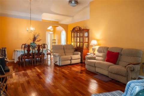 Villa ou maison à vendre à Kissimmee, Floride: 4 chambres, 174.1 m2 № 2431147 - photo 4