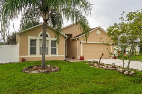 Villa ou maison à Kissimmee, Floride 4 chambres, 174.1 m2 № 2431147