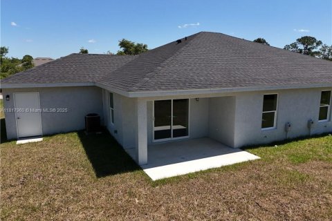 Immobilier commercial à vendre à Sebring, Floride: 93.46 m2 № 1942944 - photo 7