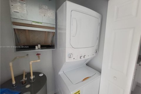 Immobilier commercial à vendre à Sebring, Floride: 93.46 m2 № 1942944 - photo 17