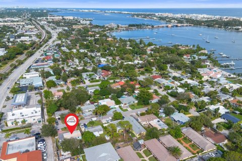 Купить коммерческую недвижимость в Лантана, Флорида 179.12м2, № 2082833 - фото 7