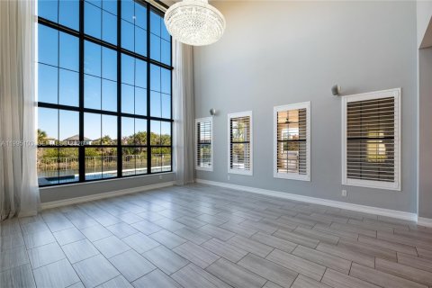 House in Parkland, Florida 5 bedrooms, 343.27 sq.m. № 2066141 - photo 26