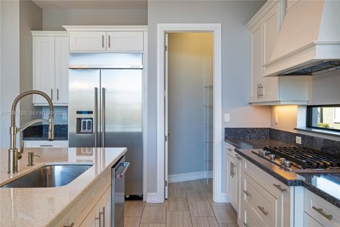 House in Parkland, Florida 5 bedrooms, 343.27 sq.m. № 2066141 - photo 24