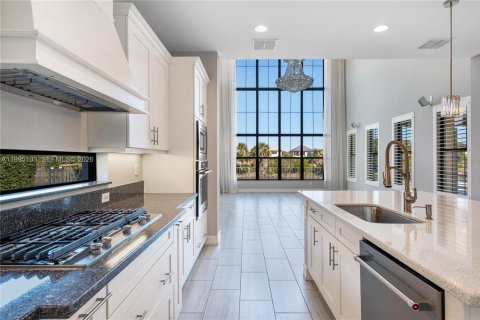 House in Parkland, Florida 5 bedrooms, 343.27 sq.m. № 2066141 - photo 30