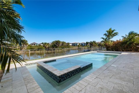 House in Parkland, Florida 5 bedrooms, 343.27 sq.m. № 2066141 - photo 14