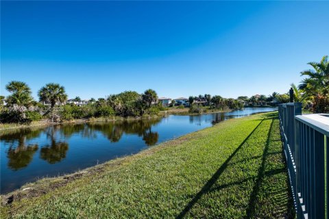House in Parkland, Florida 5 bedrooms, 343.27 sq.m. № 2066141 - photo 11