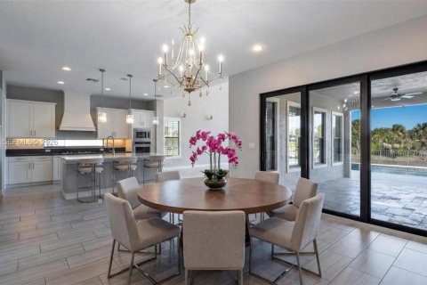 House in Parkland, Florida 5 bedrooms, 343.27 sq.m. № 2066141 - photo 9