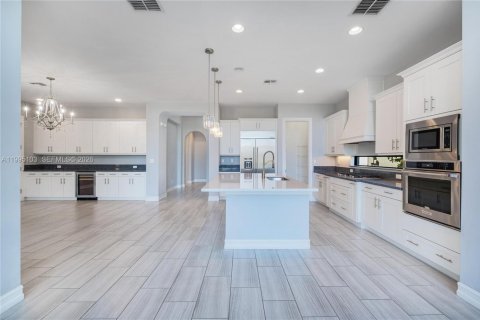 House in Parkland, Florida 5 bedrooms, 343.27 sq.m. № 2066141 - photo 29