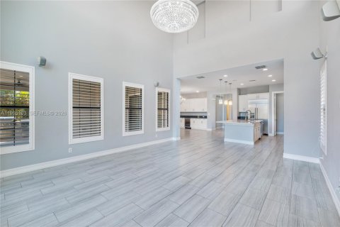 House in Parkland, Florida 5 bedrooms, 343.27 sq.m. № 2066141 - photo 27