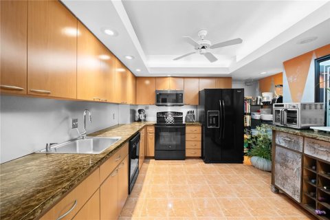 Condo in Fort Lauderdale, Florida, 2 bedrooms  № 1906278 - photo 16