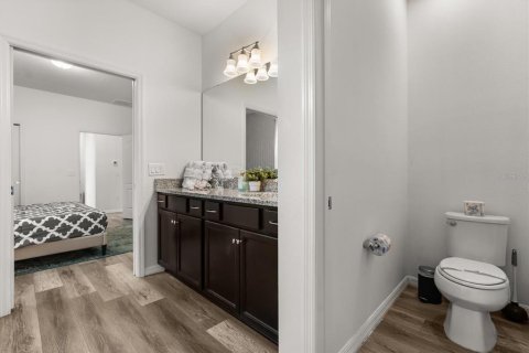 Casa en venta en Kissimmee, Florida, 6 dormitorios, 291.9 m2 № 1719171 - foto 17
