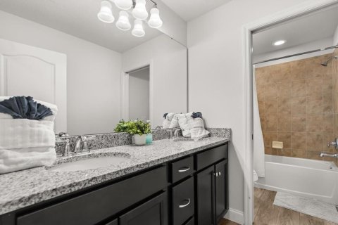 Casa en venta en Kissimmee, Florida, 6 dormitorios, 291.9 m2 № 1719171 - foto 26