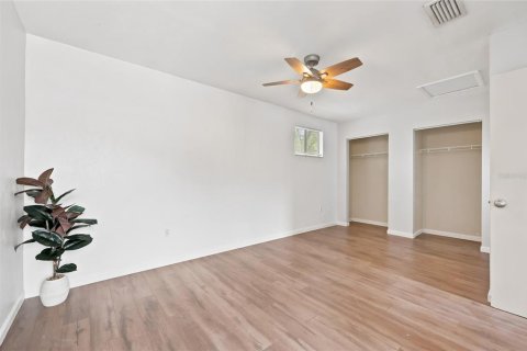 Adosado en venta en Gainesville, Florida, 2 dormitorios, 112.23 m2 № 2196242 - foto 11